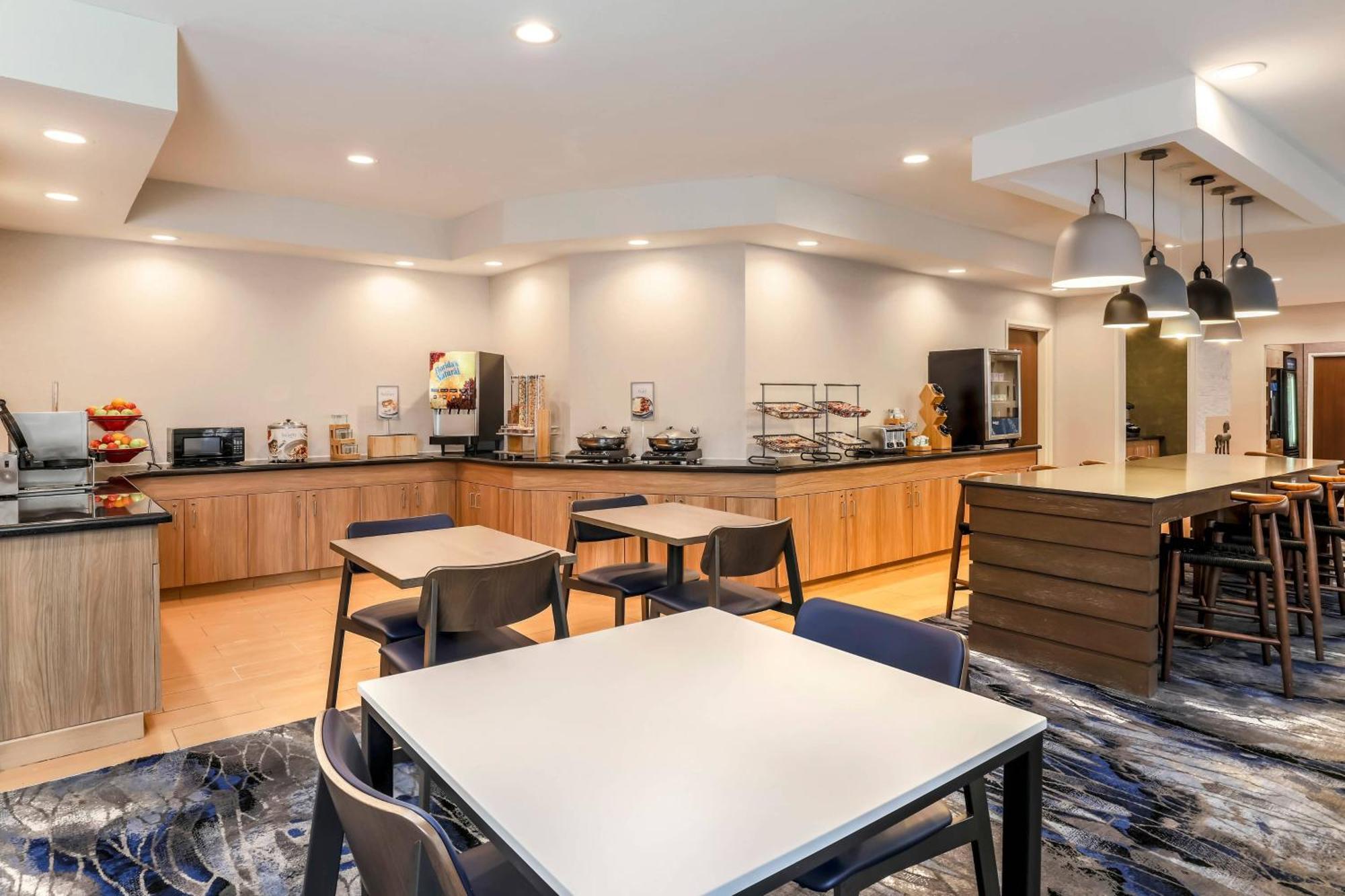 Fairfield Inn & Suites Houston Westchase Экстерьер фото